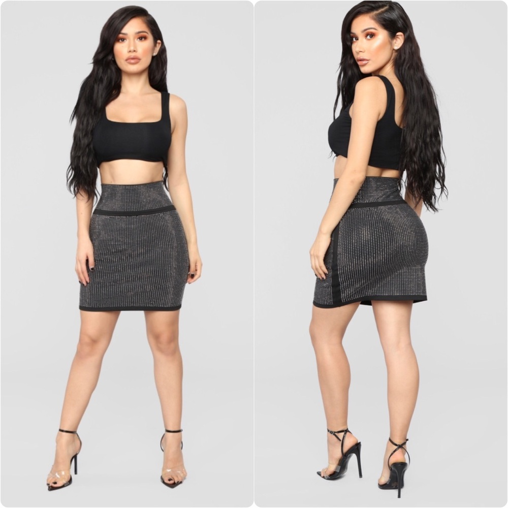 🆕 •FASHION NOVA• rhinestone skirt